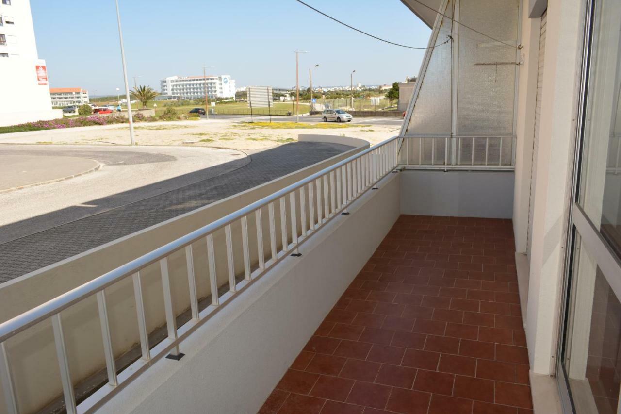 Casa Da Praia De Peniche Apartman Kültér fotó